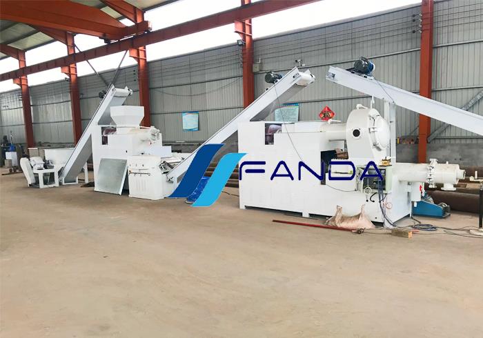 Dây chuyền sản xuất xà phòng giặt nhỏ